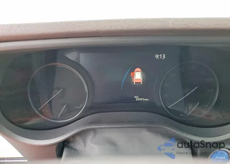 2021 Toyota Sienna Platinum 7-Passenger z USA, uszkodzony, nr VIN 5TDESKFCXMS038609